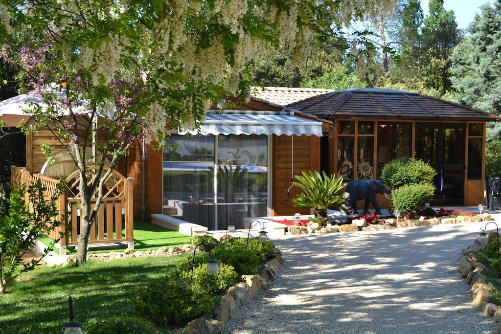 Bed and Breakfast Le Refuge Mornas Pokoj fotografie